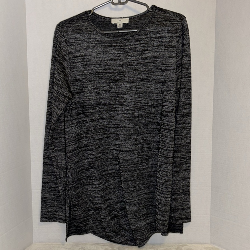 HALSTON BLACK GREY HEATHERED ASYMMETRICAL TUNIC TOP
SIZE MEDIUM
